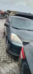 Toyota Sienna 2004 Green - 2