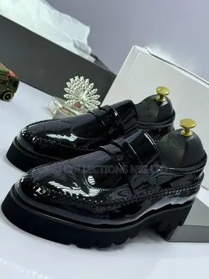 Men's Black Patent Leather Brogue Shoes - Brand New