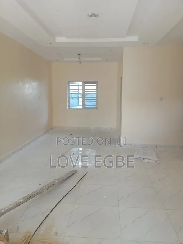 3 Bedroom Block of Flats na haya a Abijo GRA - 1