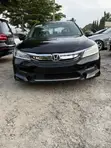 2017 Honda Accord Touring V6 Sedan - Baƙi - 5
