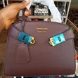 Original Louis Vuitton Matsakaici Handbag - 1