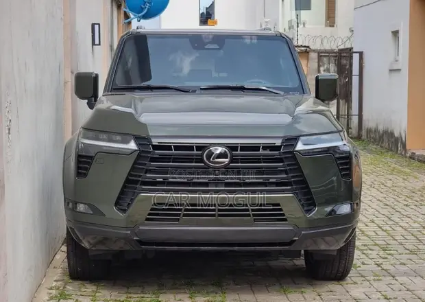 2026 Lexus GX 550 Metallic Green - 1