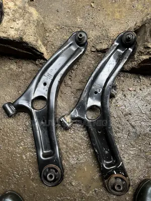 Changan CS35 Lower Control Arm - Direct Tokunbo