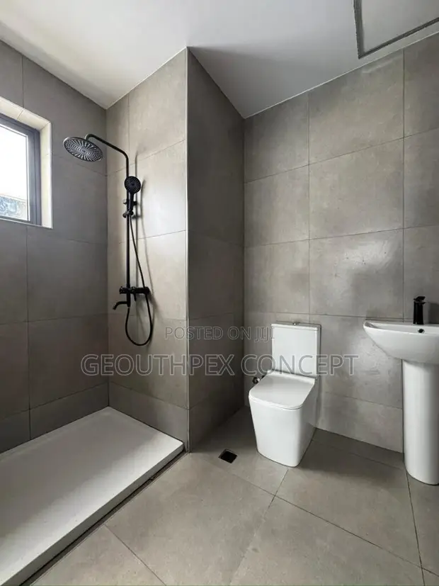 4-Bedroom Duplex da BQ a Rotimi Williams, Old Bodija don Siyarwa - 1