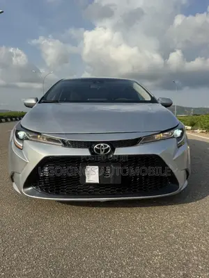 2021 Toyota Corolla LE Silver