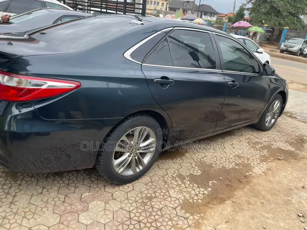 Toyota Camry 2016 Black - 1