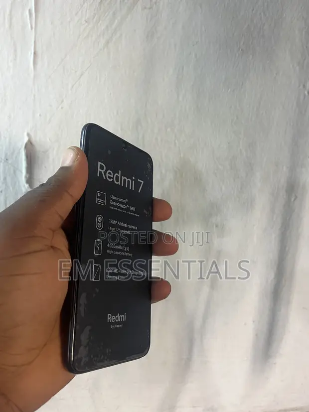 Xiaomi Redmi 7 64GB Used - 1