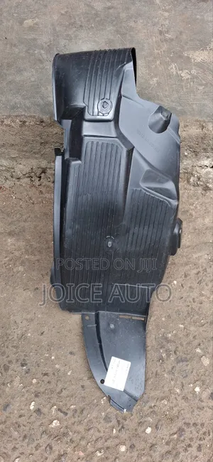 Bakin Fefur na Hyundai Accent 2013