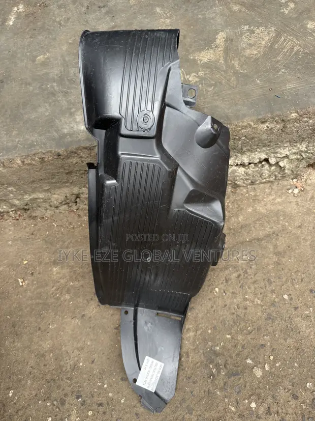 Sand Protector/Wheel Guard for Hyundai Accent (2011-2014) - 1