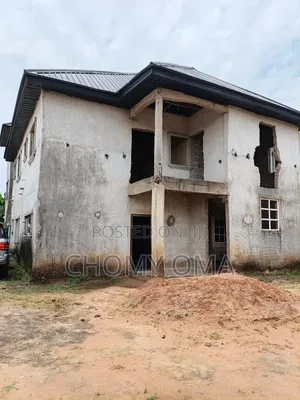 7-Bedroom Duplex don sayarwa a Oshimili South