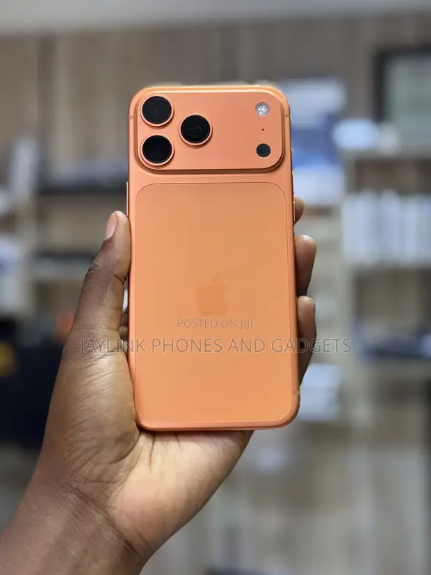 Apple iPhone 17 Pro Max 1TB Orange - 1