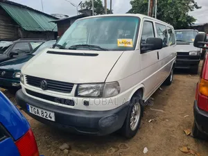 Volkswagen Transporter 2005 White