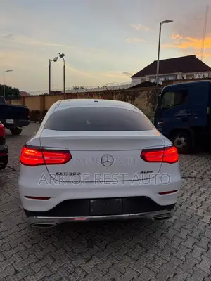2017 Mercedes-Benz GLC300 Coupe - Foreign Used