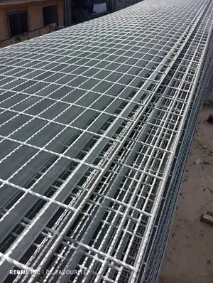 Hot-Dip Galvanized Steel Grating - 3ft x 18ft