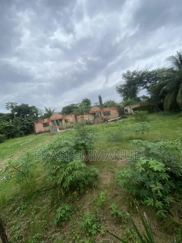 1300sqm Ƙasa Don Siyarwa, Shelter Afrique Estate, Uyo - 1