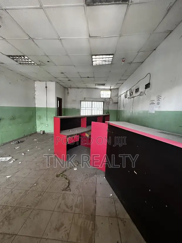 Shop for Rent in Wuse 2, Abuja - 1