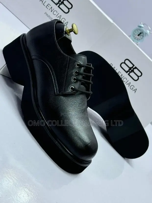 Balenciaga Men's Black Leather Lace-Up Platform Shoes - 1