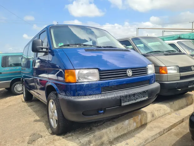 Volkswagen Transporter 2003 Blue - 1