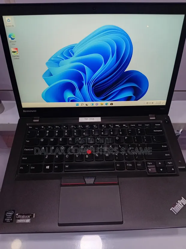 Lenovo ThinkPad T450 Laptop 8GB RAM, 256GB SSD - 1
