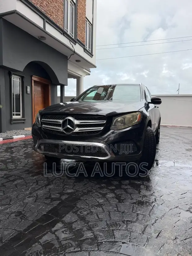 Mercedes-Benz GLC-Class 2016 Black - 1