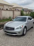 Infiniti M 2011 Silver - 1