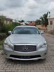 Infiniti M 2011 Silver - 2