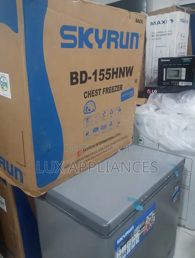 Skyrun BD-155HW 155L Ice Storage Chest Freezer - 1