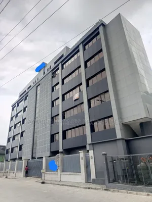 Wurin Ayyuka na Sabis mai Girman 256 sqm don Hayarwa, Lekki Phase 1