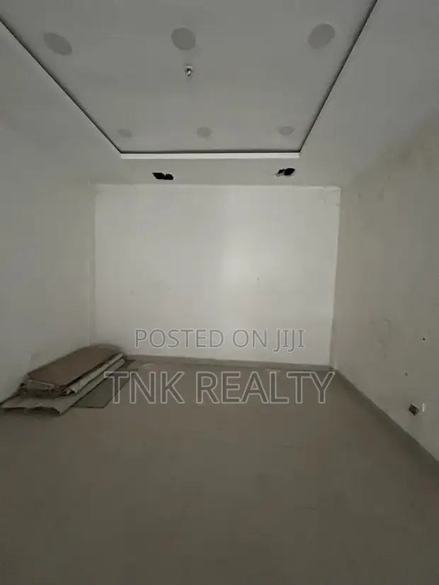 Shop Space for Rent in Wuse 2, Abuja - 1