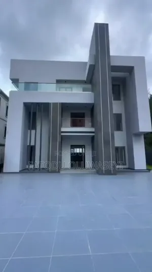 Furnished 5-Bedroom Luxury Duplex in Banana Island, Ikoyi