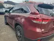2018 Toyota Highlander SE 4x4 V6 SUV - Red - 4