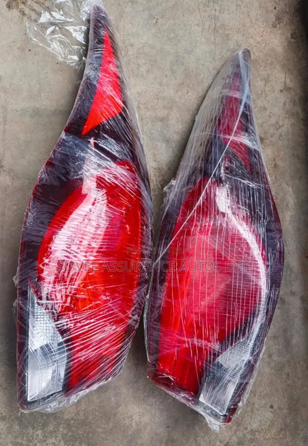 Hyundai Elantra 2014 Tail Light - 1