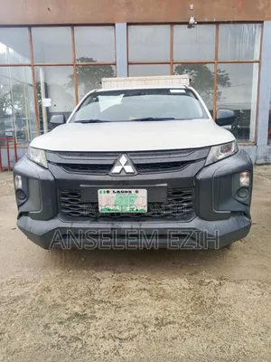 Mitsubishi L200 2018 White