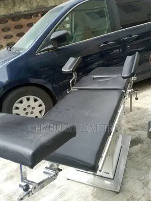 Electric Gynecological Examination Table / Gynae Couch (Na Kadan)