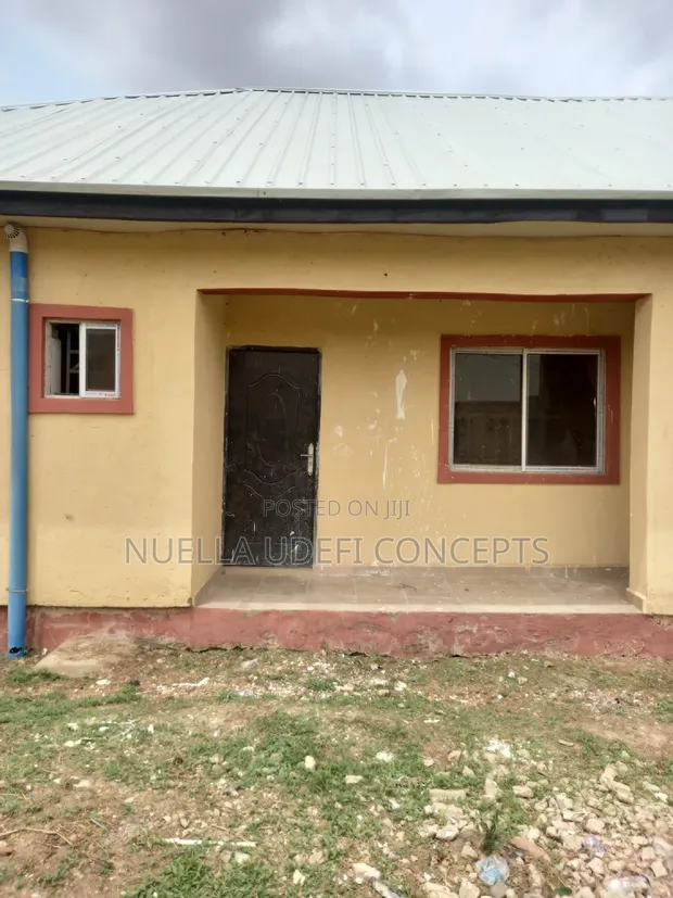 2-Bedroom Block of Flats for Sale in Lpe Estate, Karu - 1
