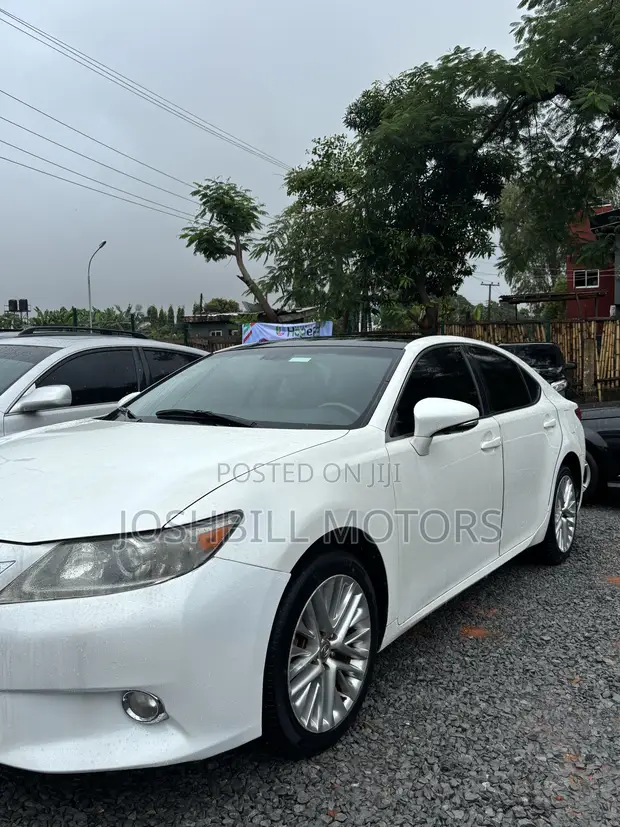 Lexus ES 350 FWD 2014 White - 1