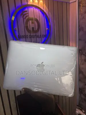 Apple MacBook Air 2015 128GB SSD 8GB RAM