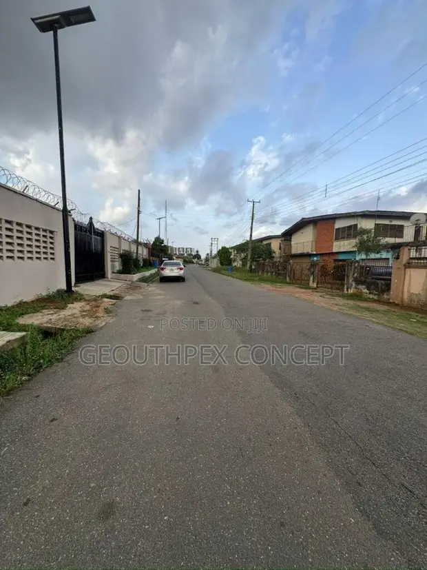 815sqm Land with Demolishable Structure, Old Bodija Estate - 1