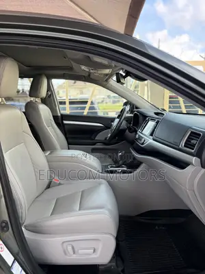 2019 Toyota Highlander XLE AWD Ja