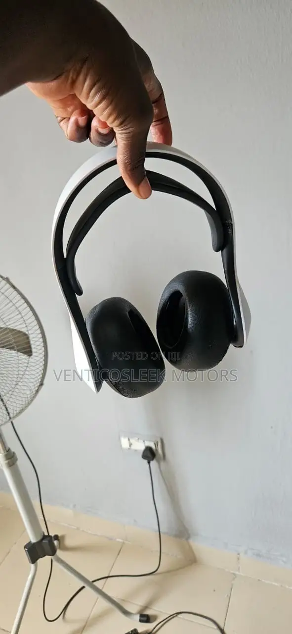 Playstation 5 Pulse Elite Headset (Used) - 1