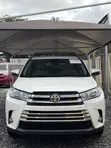 2017 Toyota Highlander XLE AWD V6 - 2