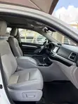 2017 Toyota Highlander XLE AWD V6 - 3