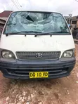 Toyota HiAce 2000 White - 5