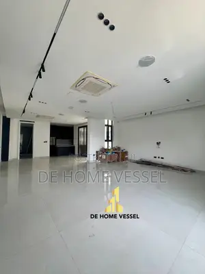 5 Bedroom Duplex with Pool & Elevator in Banana Island