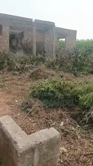 Gida Mara Kammalawa Mai Dakuna 3 a Ita Oluwo