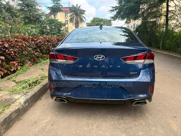 Hyundai Sonata SE 2020 Blue - 1