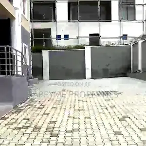 Gidaje 3-Bedroom da Aka Gyara a Katampe (Main) Suna Siyarwa