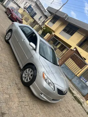 2008 Toyota Camry SE Sedan