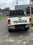 Toyota Hilux 2.5 D-4D 4x4 SRX 2012 White - 3