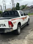 Toyota Hilux 2.5 D-4D 4x4 SRX 2012 White - 4